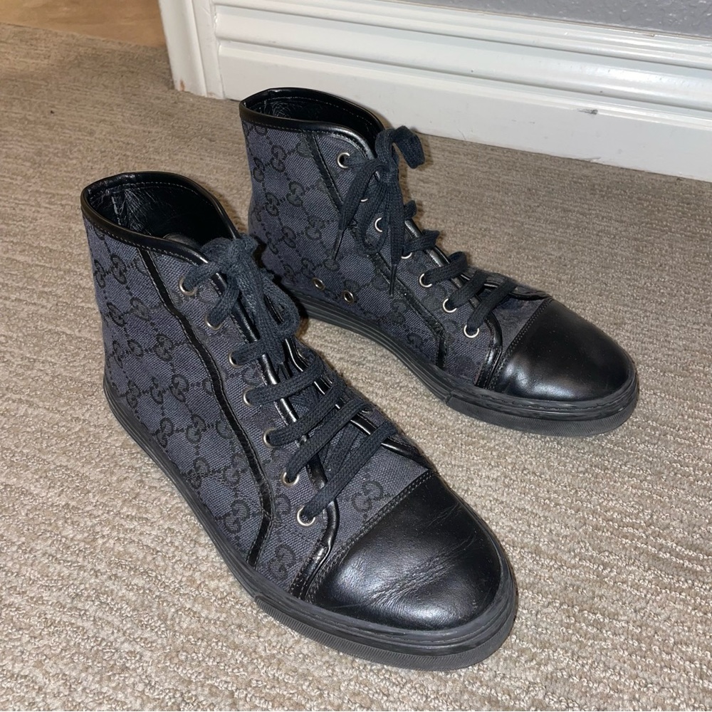 GUCCI Women’s Monogram Black High-Top Sneakers